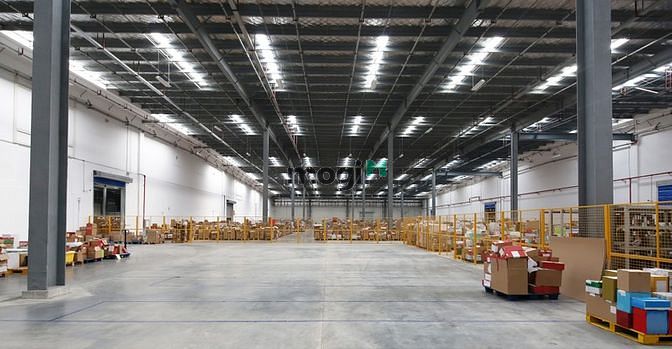 Hình ảnh Cho Thuê Kho 1000M2 Có Dock Container Tại KCN Hòa Cầm