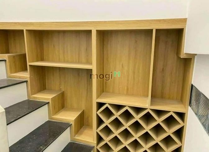 Hình ảnh Nhà mới xây đường BÙI HỮU NGHĨA Q5