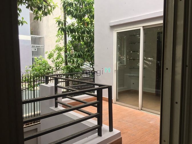Hình ảnh Bán biệt thự đẹp, góc 2 mặt tiền đg nội bộ đường Trần Não, Bình An,Q2