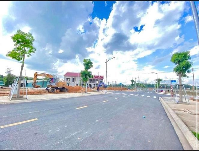 Hình ảnh Bán đất 100m2 thổ cư lô góc,Thị Trấn Hậu Nghĩa,LA