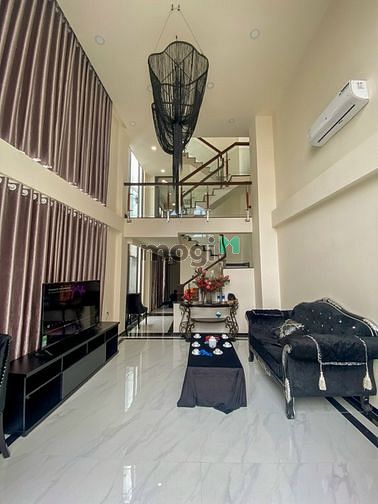 Hình ảnh Cho Thuê Nhà HXH Đường Nguyễn Cảnh Di,P2.DT 6x20m,3 Lầu,25tr/Th