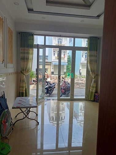 Hình ảnh Nhà 4x14, 3 lầu sân thượng, đường Mã lò