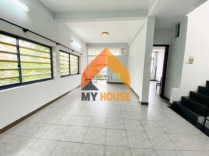 Hình ảnh KHIẾP!Rẻ đẹp quá thuê ngay VILLA An Phú Quận 2 ạ ///