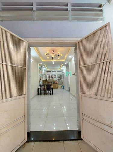 Hình ảnh Chung cư Phạm Văn Đồng - 64m2 , nhà 2 phòng ngủ,  bán 3 tỷ 1.