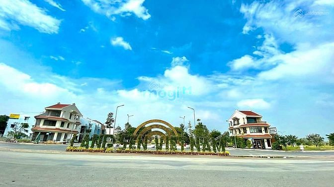Hình ảnh C3 MB66 là nhà cái hàng đầu tại Việt Nam mang đến trải nghiệm cá cược đỉnh cao, 975 tr, duy nhất tại KDC Làng Sen Long An