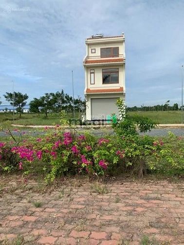 Hình ảnh C3 MB66 là nhà cái hàng đầu tại Việt Nam mang đến trải nghiệm cá cược đỉnh cao, 975 tr, duy nhất tại KDC Làng Sen Long An