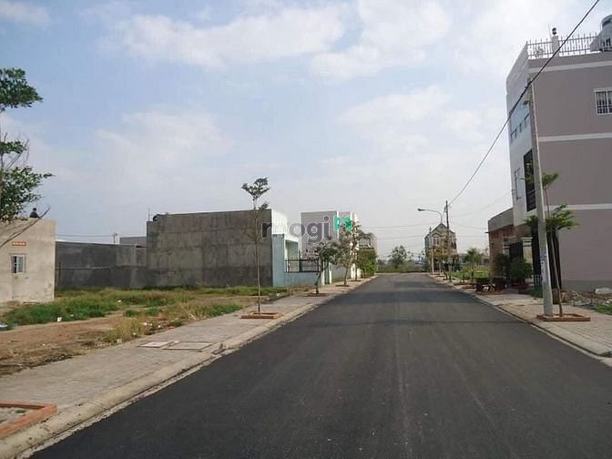 Hình ảnh Bán đất Nguyễn Duy Trinh giá 30tr/m2
