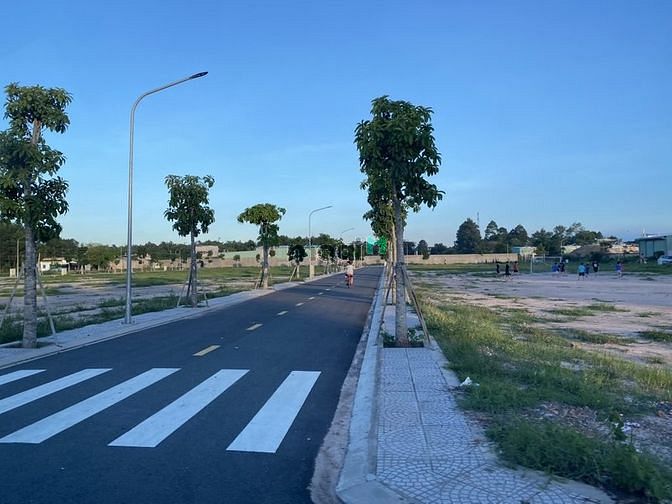 Hình ảnh Bán đất Nguyễn Duy Trinh giá 30tr/m2