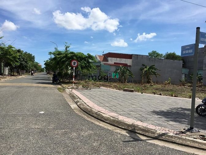 Hình ảnh Bán đất Nguyễn Duy Trinh giá 30tr/m2