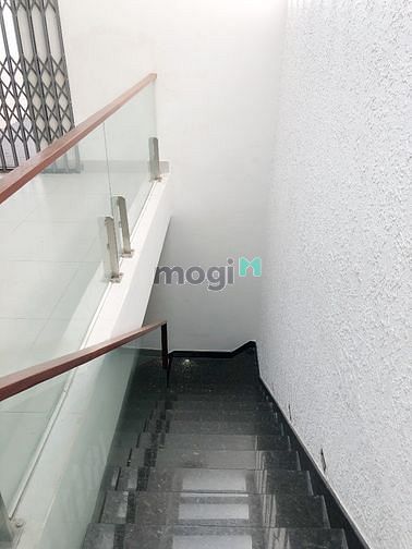 Hình ảnh Nhà đẹp có chỗ để xe hơi đường 12, BTĐB, Bình Tân