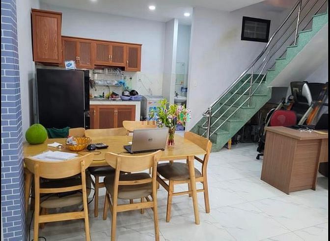 Hình ảnh Cô 8 bán nhà Đ.Bông Sao p.5 Q.8 50m2 SHR