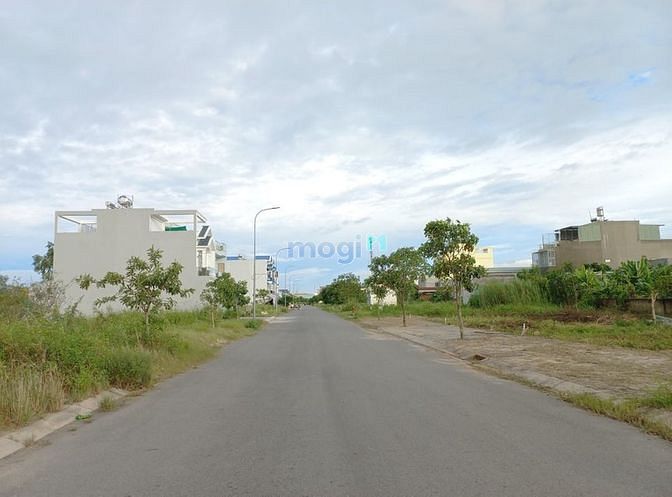 Hình ảnh Bán đất nền thổ cư Bình Chánh sổ riêng dân cư hiện hữu xây dựng tự do