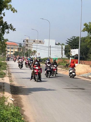 Hình ảnh Bán đất nền thổ cư Bình Chánh sổ riêng dân cư hiện hữu xây dựng tự do