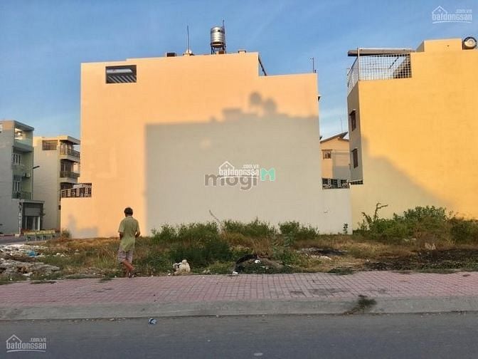 Hình ảnh MT Trần Trọng Cung, gần KCX Tân Thuận, Vincom Quận 7 DT: 132m2/7,5tỷ