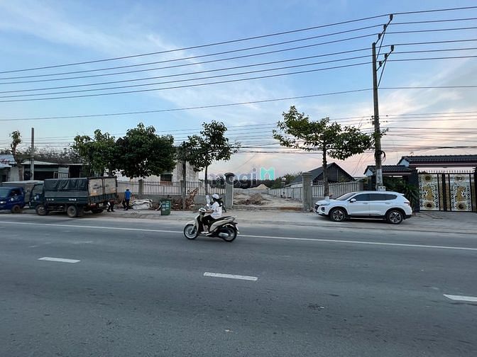 Hình ảnh Bán đất mặt tiền Hùng Vương, an tây, bến cát, 2400m2, 25 tỷ, TC 600