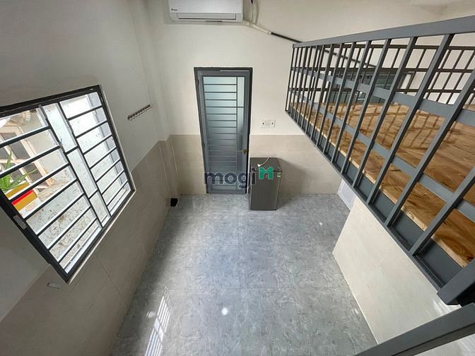 Hình ảnh Phòng Bình Giã gác cao, cửa sổ ngoài trời