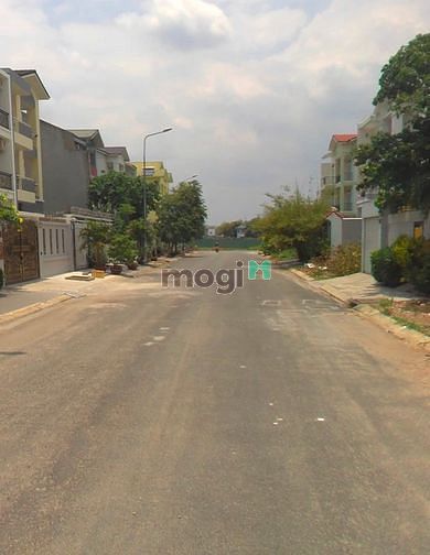 Hình ảnh Bán lô đất MT Quản Trọng Linh, phường 7, quận 8, DT 100m2. Giá 3.2 tỷ