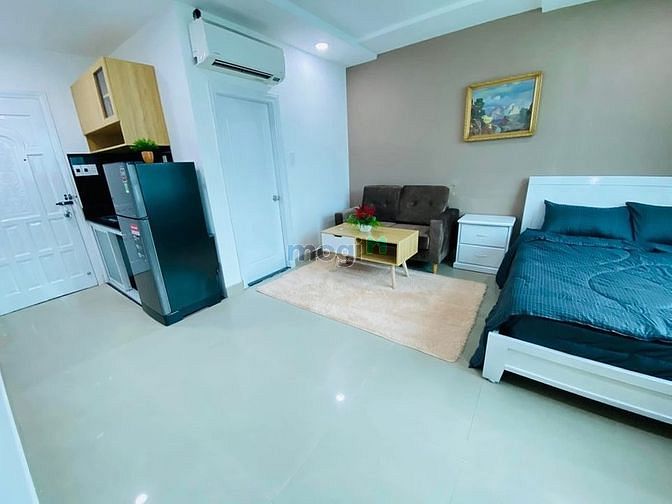 Hình ảnh Cho Thuê Căn Hộ Nội Thất Cao Cấp + Ban Công Đường Phan Huy Ích