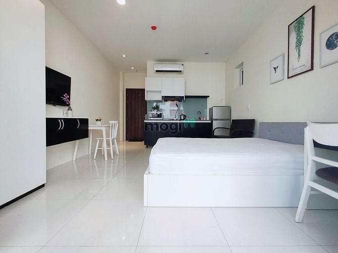 Hình ảnh C.Hộ Studio_Balcony_Phan Văn Hân_Điện Biên Phủ_UEF_Hồng Bàng