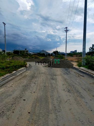 Hình ảnh Bán lô đất MT đầy tiềm năng Nguyễn Công Triều Cẩm Lệ 100m2.