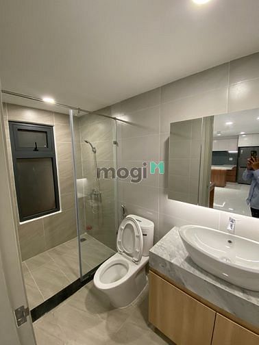 Hình ảnh Cho thuê mặt bằng hai mặt tiền quận Bình Thạnh