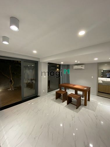 Hình ảnh Cho thuê mặt bằng hai mặt tiền quận Bình Thạnh