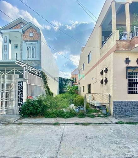Hình ảnh Bán nền 100m2 trục chính hẻm 79 Nguyễn Đệ