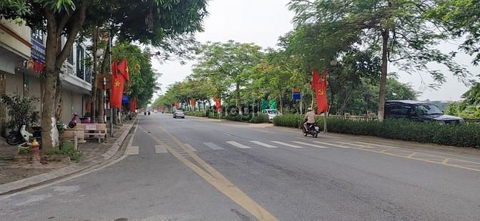 Hình ảnh Cần bán 90m2 đất,MT4m,Giá 6.2tỷ Phúc Lợi Long Biên
