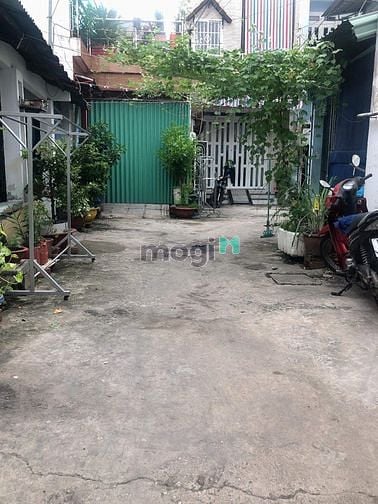 Hình ảnh Hẻm ba gác - Quốc lộ 1A - Đông Hưng Thuận - SHR - 4PN