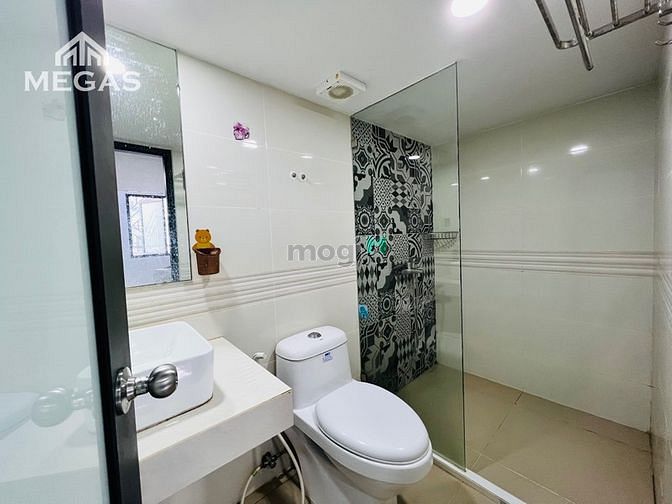 Hình ảnh Phòng full nội thất như hình - Cửa sổ thoáng mát