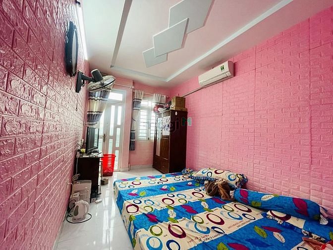 Hình ảnh Bình Tân 2,7 Tỷ-Nhà đẹp 5 tầng -Hẻm 3m sát mặt tiền -Chủ nhiệt bán gấp