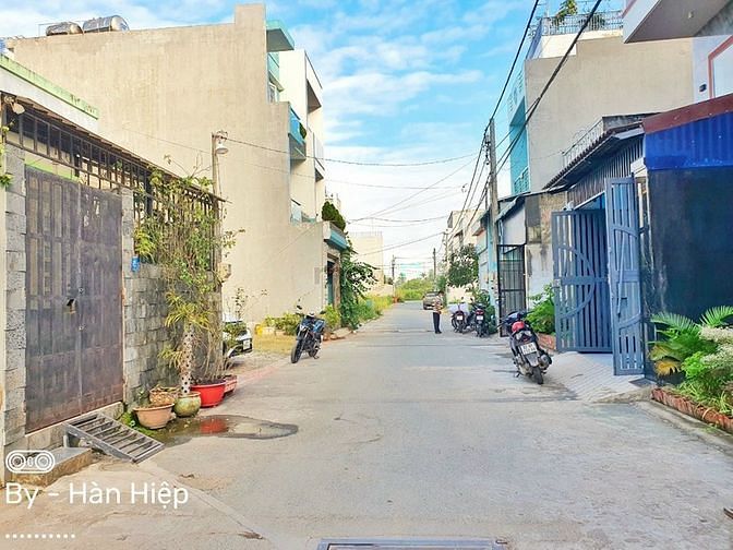 Hình ảnh Bán đất thổ cư hẻm 730 Lã Xuân Oai , P.Long Trường , Quận 9 - 73m2