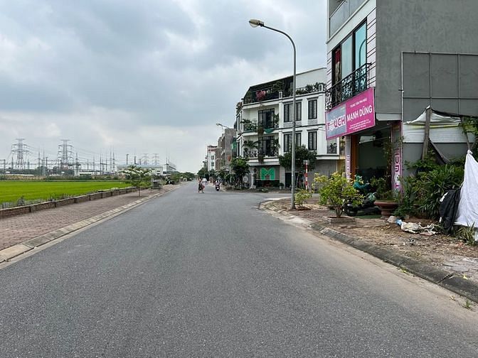 Hình ảnh Chủ nhà gửi bán nhanh lô đất áp góc 40m2 View cánh đồng trong TĐC