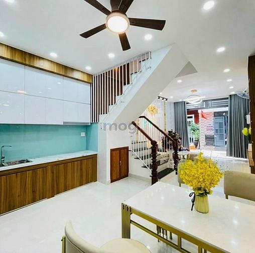 Hình ảnh Bán nhà HXH đường Lê Văn Sĩ , P.14 , Q.Phú Nhuận Dt:46m2