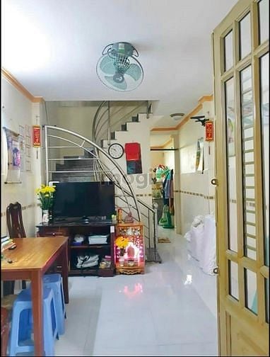 Hình ảnh Bán nhà đường Lê Quang Sung Q6 36m2 sổ riêng