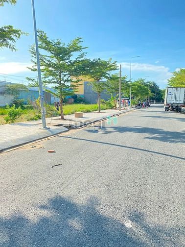 Hình ảnh Bán lô đất 6m x 17,5m (105m2) - Đối diện KCN Poyuen.Sổ hồng riêng.