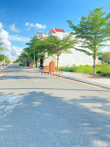 Hình ảnh Bán lô đất 6m x 17,5m (105m2) - Đối diện KCN Poyuen.Sổ hồng riêng.