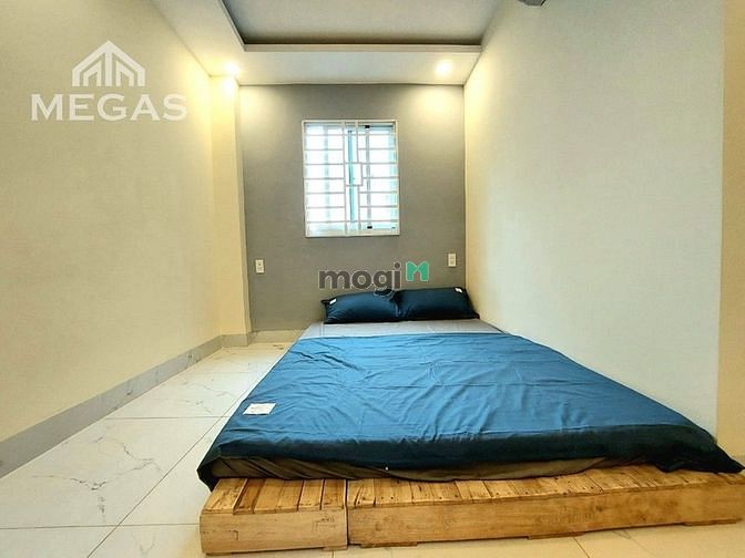Hình ảnh CHDV Có NT Gần Vòng Xoay Phù Đổng