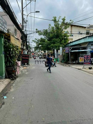 Hình ảnh Bán nhà đẹp 2 mặt hẻm 5m,1 lầu đúc thật,đường đất mới btda bình tân