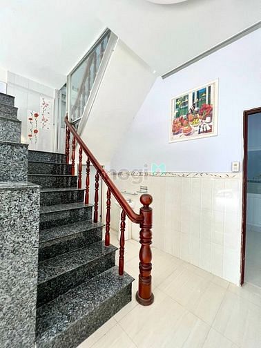 Hình ảnh Mặt tiền hẻm Hoàng Văn Thụ 8tr/tháng