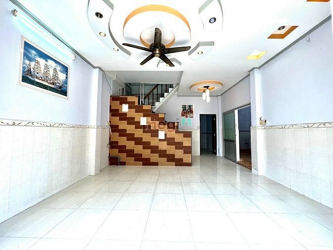 Hình ảnh Mặt tiền hẻm Hoàng Văn Thụ 8tr/tháng