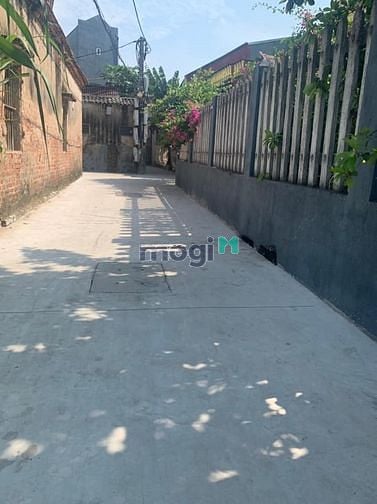 Hình ảnh (60tr/m2) Bán đất ngõ 562 Ngọc Thụy giá 2.5 tỷ, 40m2, MT 4m, Đất vuông