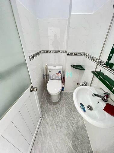 Hình ảnh Về quê gấp bán nhanh nhà Cao Đạt, Q.5 - 24m2 - 1 tỷ 240tr - SHR