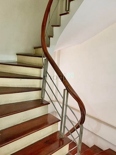 Hình ảnh Cho thuê nhà riêng ngõ 318 Đê La Thành full đồ siêu đẹp