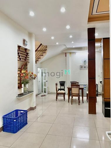 Hình ảnh Cho thuê nhà riêng ngõ 318 Đê La Thành full đồ siêu đẹp