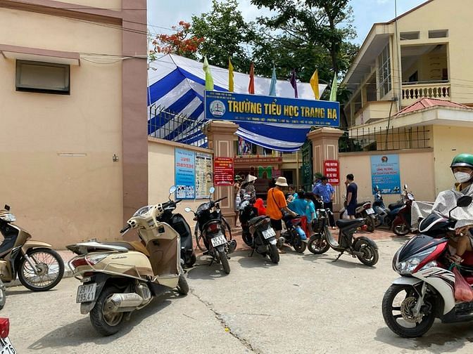 Hình ảnh Chủ bán gấp 111 m2 đất MT 11.5m Trang Hạ, Từ Sơn, giá 17.5 triệu/m2