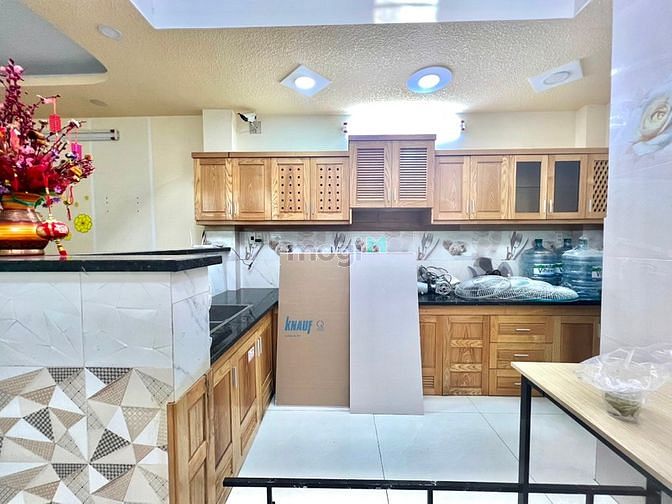 Hình ảnh Phòng giá hạt dẻ cửa sổ to tại Bình Thạnh