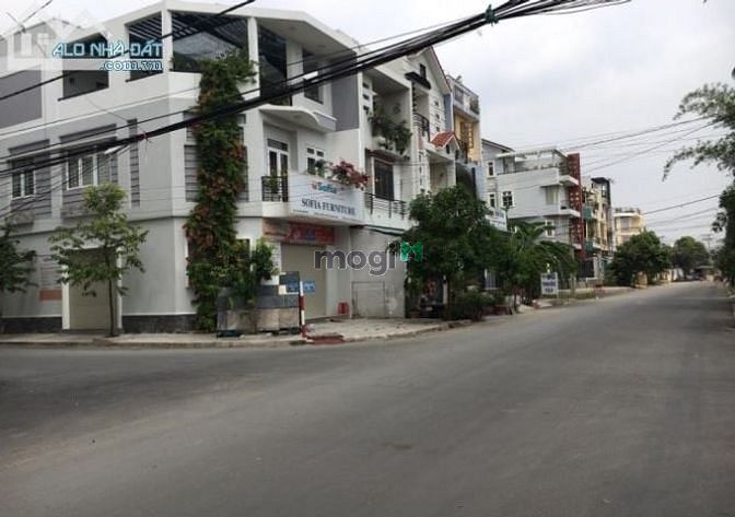 Hình ảnh Sang nhượng đất KDC Hồng Long,Hiệp Bình Phước,Thủ Đức,giá 2,7tỷ.SHR