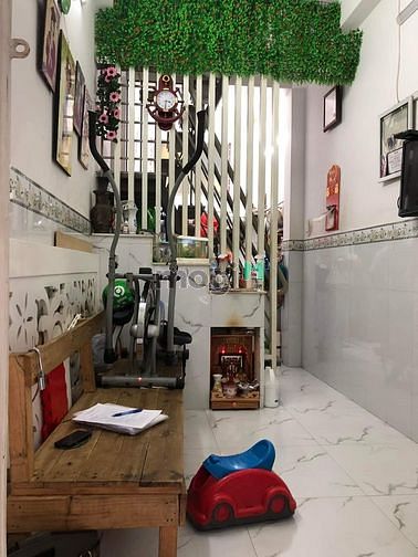 Hình ảnh không quy hoạch - 4 tầng - 4 phòng ngủ- 2 tỷ 3