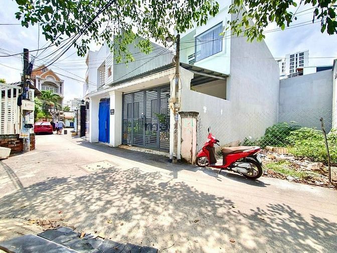 Hình ảnh Bán gấp đất thổ cư mặt tiền đường - Quận 2 (Tp Thủ Đức)